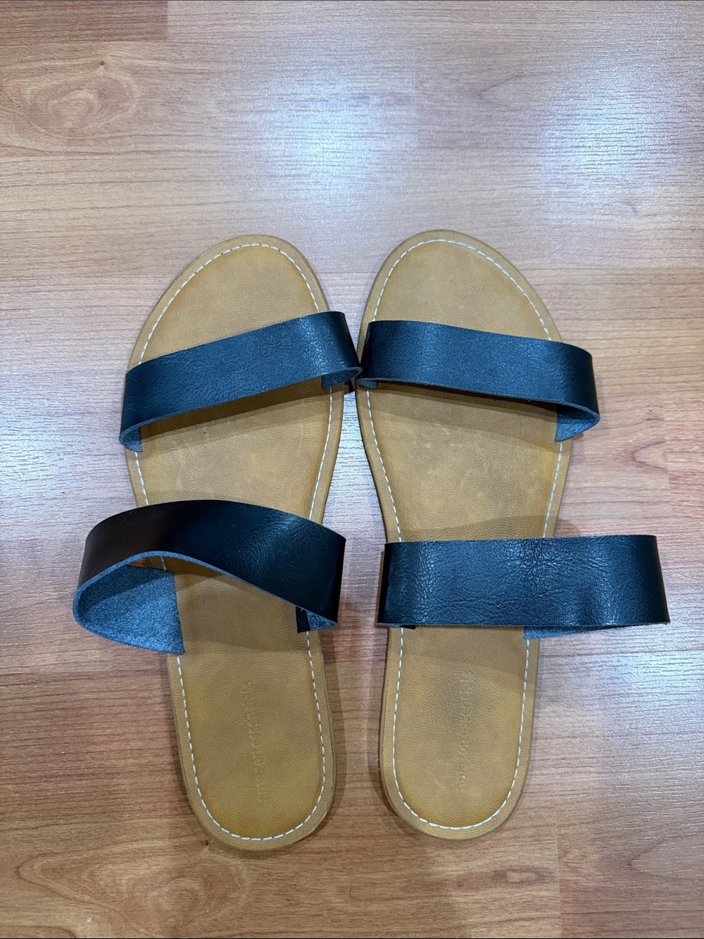 Black Double-Strap Women’s Slide Sandals